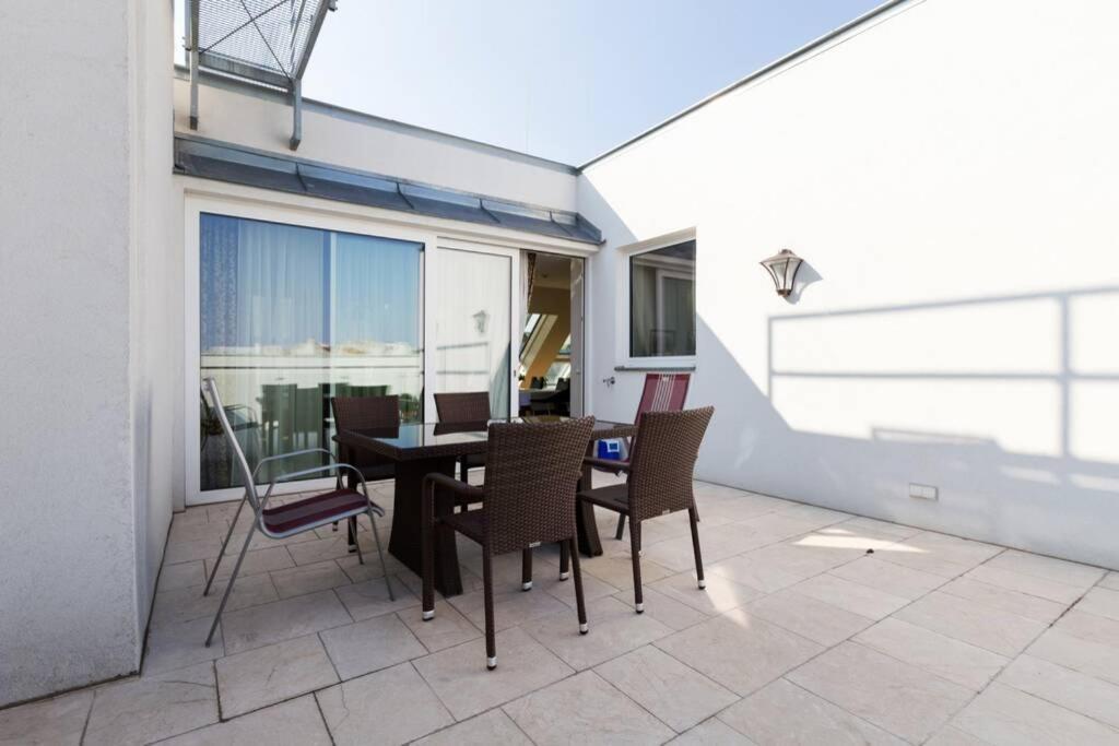 Grosses Penthouse #12 Mit Terrasse Und Aussicht Apartment Виена Екстериор снимка